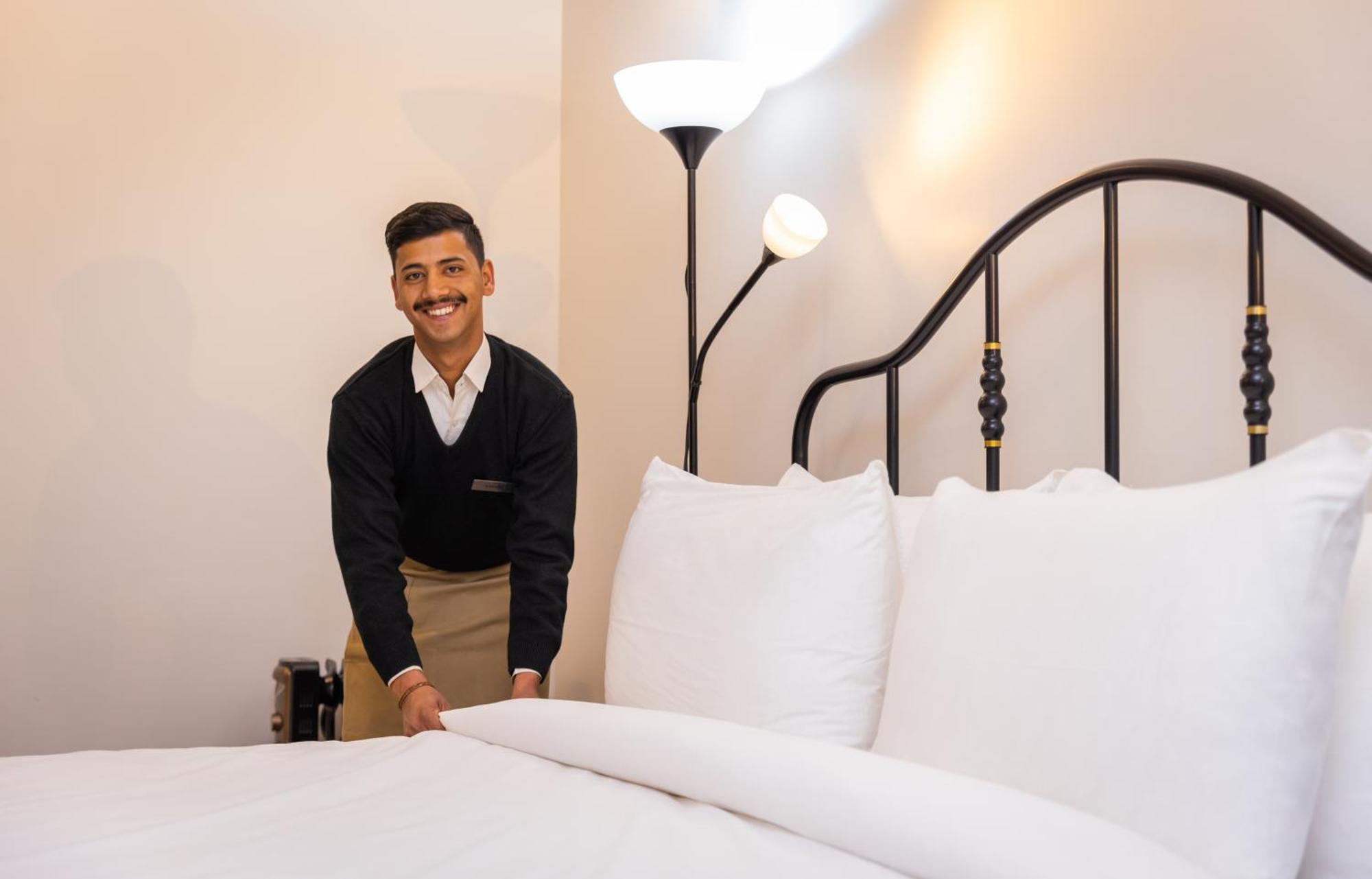 The Manor Luxury Apartments, Shimla 마쇼브라 외부 사진