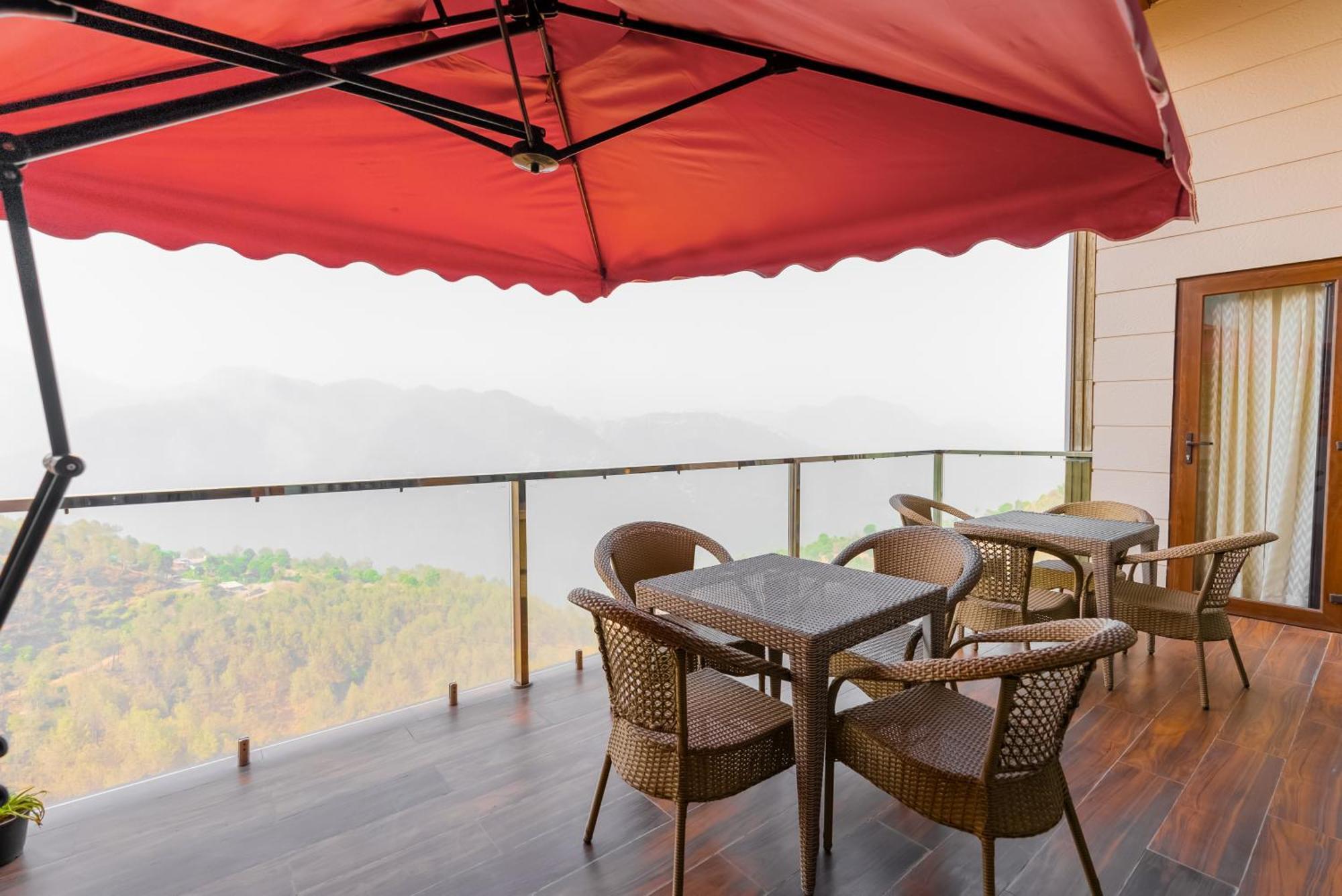 The Manor Luxury Apartments, Shimla 마쇼브라 외부 사진