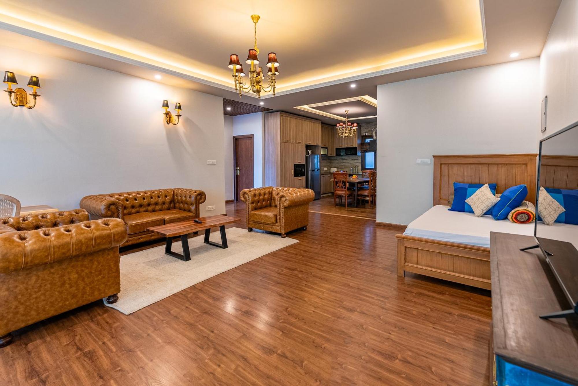 The Manor Luxury Apartments, Shimla 마쇼브라 외부 사진
