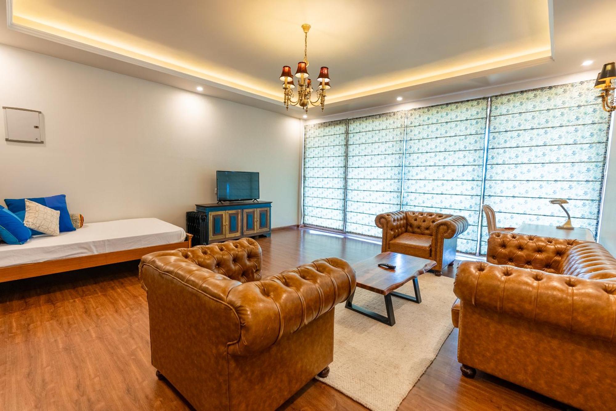 The Manor Luxury Apartments, Shimla 마쇼브라 외부 사진