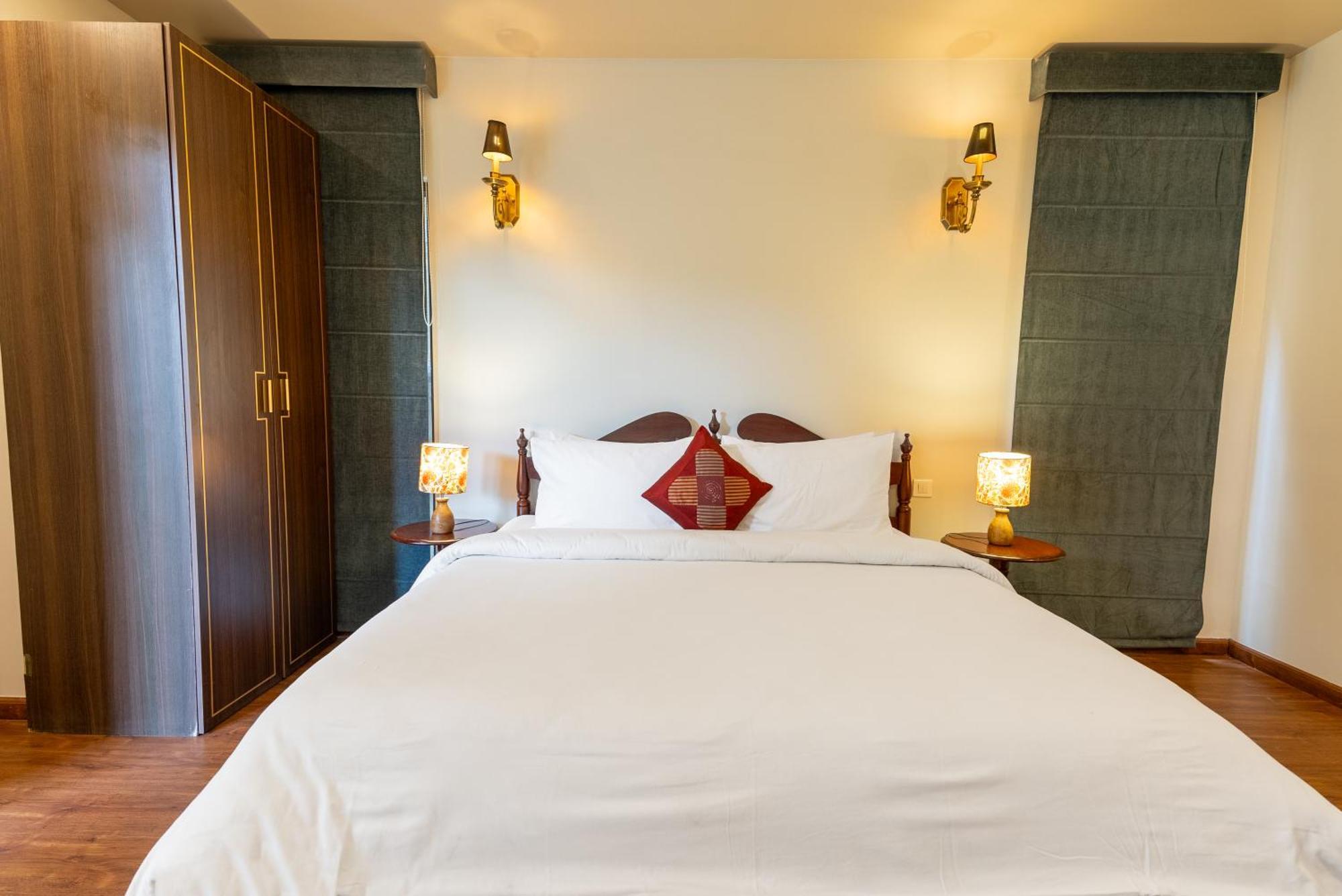 The Manor Luxury Apartments, Shimla 마쇼브라 외부 사진
