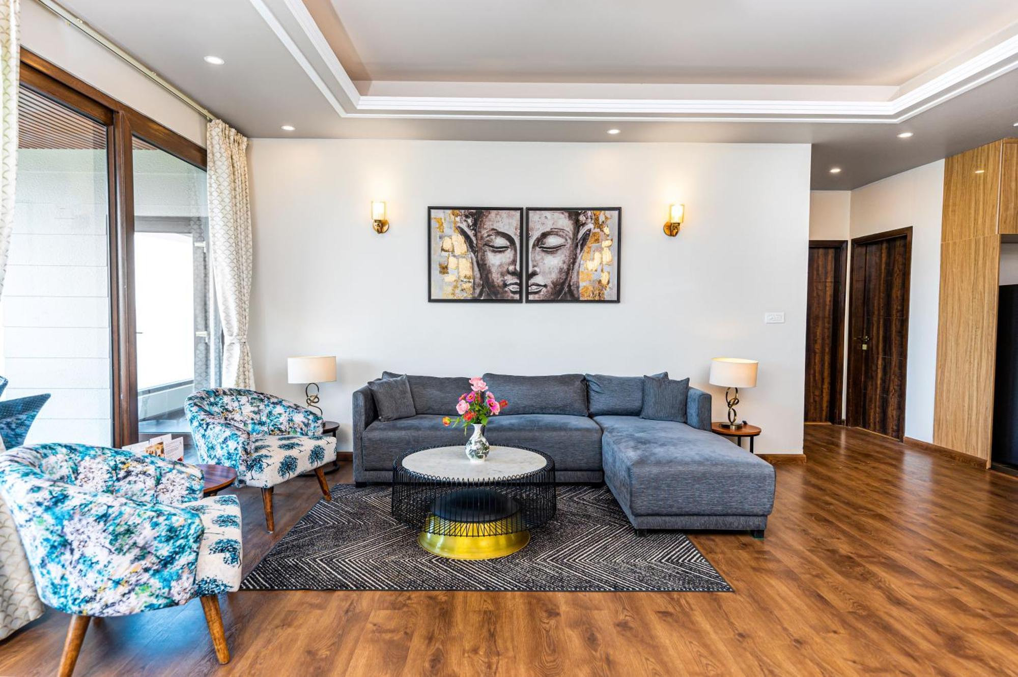 The Manor Luxury Apartments, Shimla 마쇼브라 외부 사진