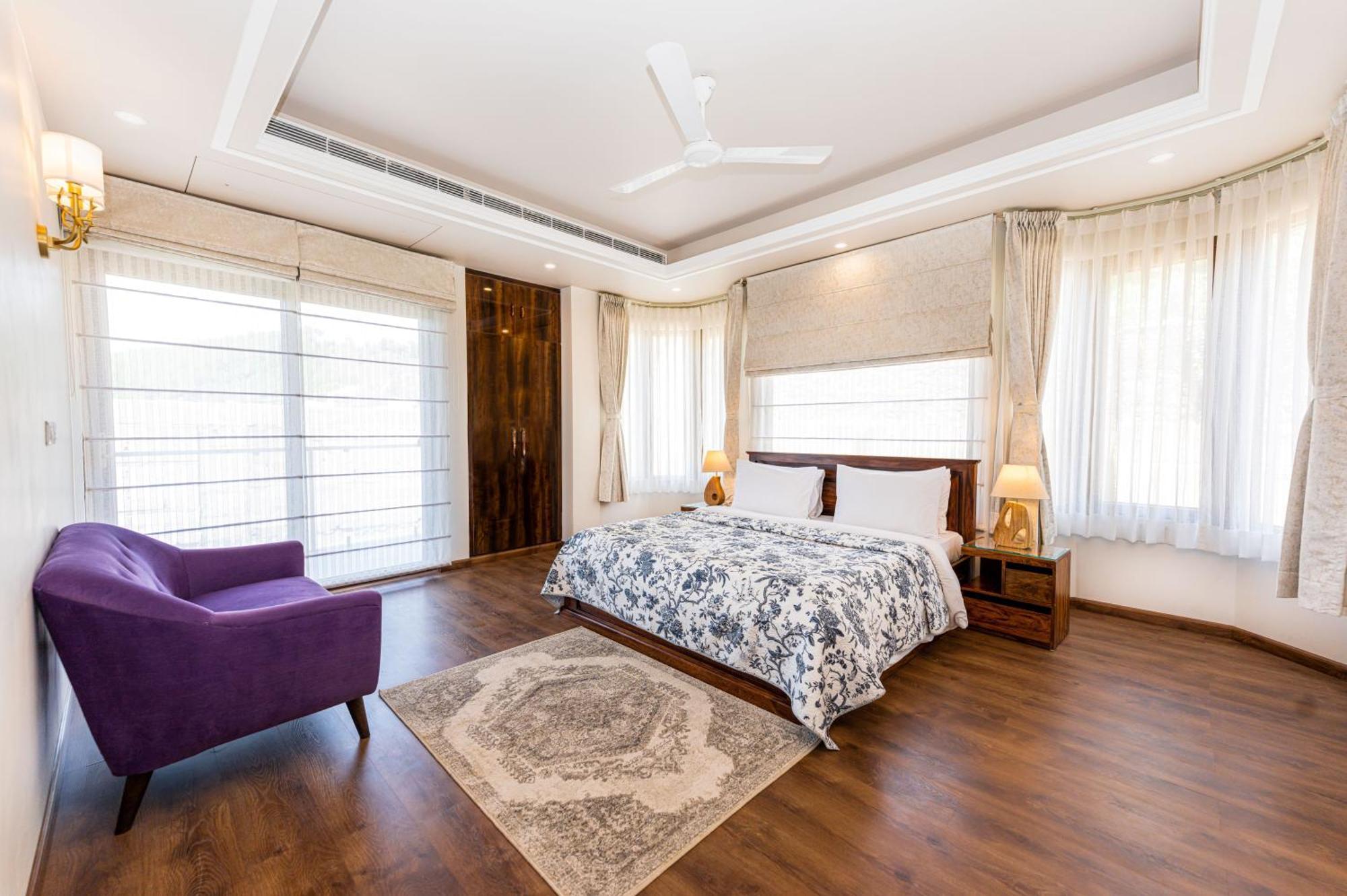 The Manor Luxury Apartments, Shimla 마쇼브라 외부 사진