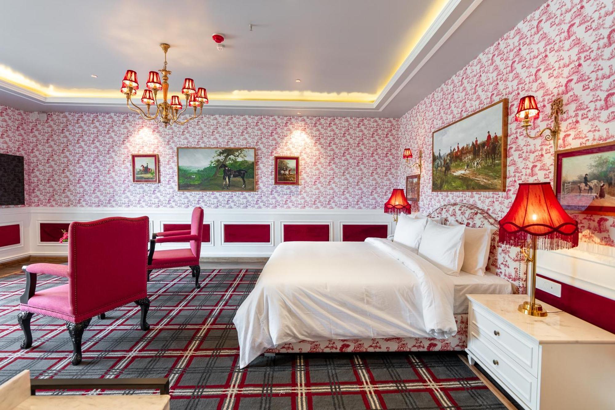 The Manor Luxury Apartments, Shimla 마쇼브라 외부 사진